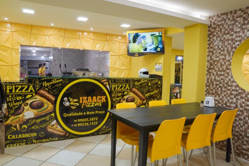 Izaack Pizzas — Restaurante em Ibiapina/CE