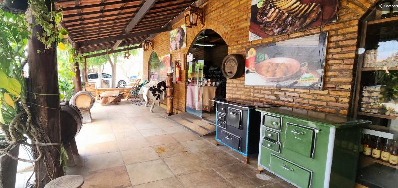 Pé de Serra — Restaurante em Quixadá/CE