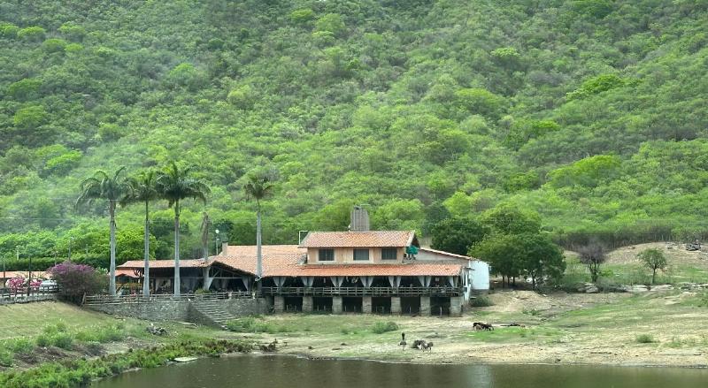 Pé de Serra — Restaurante em Quixadá/CE (2)